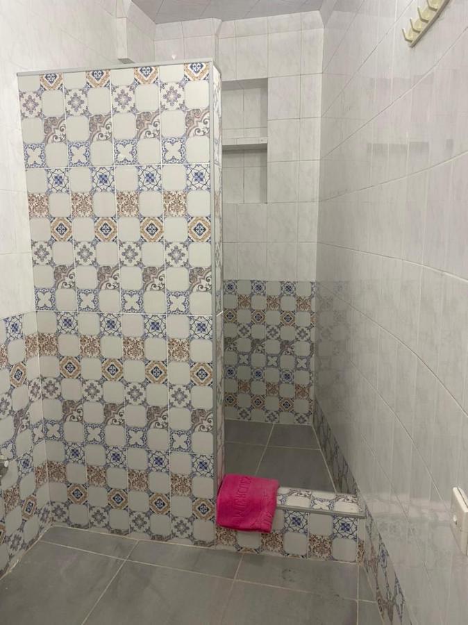 Spacious Dinamo Apartment Tbilisi ภายนอก รูปภาพ